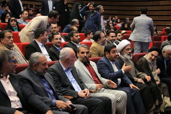 مراسم معلم سرآمد ۱۴۰۳ شهرستان‌های استان تهران و گرامیداشت مقام معلم در ایوان ری
