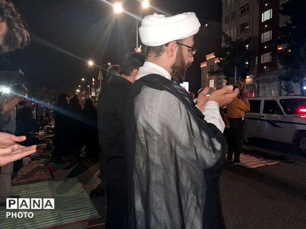  شب دلدادگی در حسینیه فضل قرارِ عاشقان با امام زمان (عج)