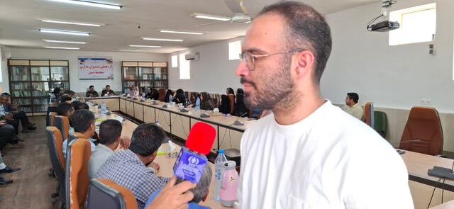 دانش‌آموزان سفیران سلامت خانواده‌ها در پیشگیری از تب دنگی هستند