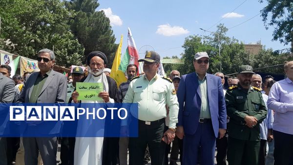  حضور بی نظیر مردن نیشابور در راهپیمایی بر علیه حمله رژیم صهیونسیتی