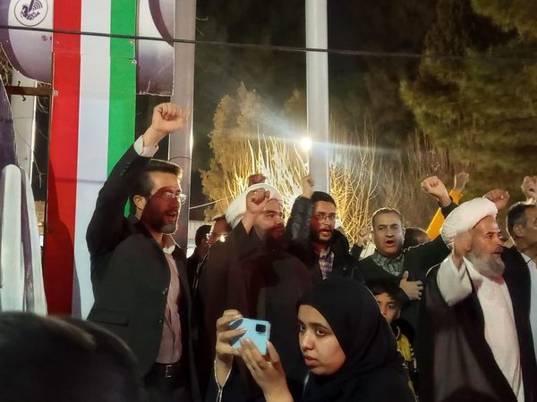 گلبانک الله اکبر در پارک‌کودک خیابان امام شهرستان کاشمر 