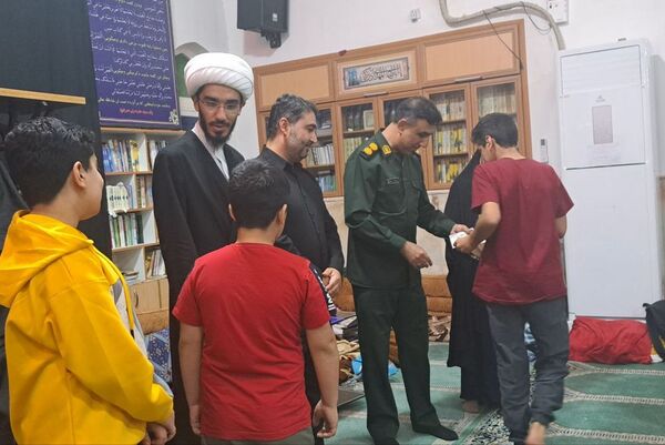 اعتکاف دانش‌آموزی در گناوه
