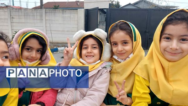 برگزاری مسابقات بومی محلی به مناسبت روز مادر