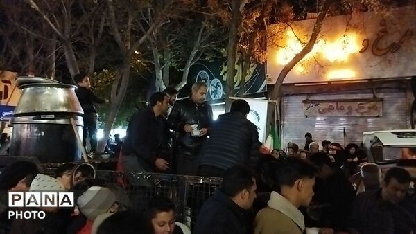 گذری بر فعالیت موکب گروه جهادی ریحانه النبی  در مراسم چهلم رهبر شهید و شهدای میناب 