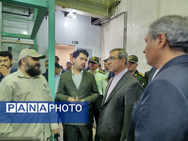 استاندار خراسان رضوی از شرکت عصاره‌گیری پردیس کاشمر بازدید کرد