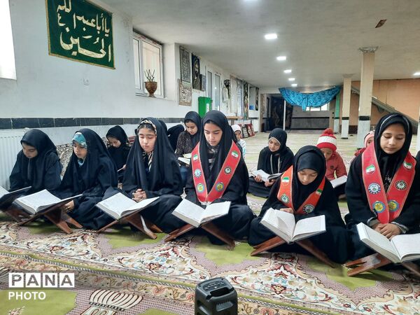 اجتماع دانش آموزان قرآنی در روستای کردیان