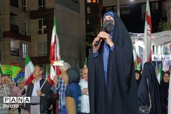 تریبون آزاد، جایی که مردم می‌توانند حرف دلشان را بزنند
