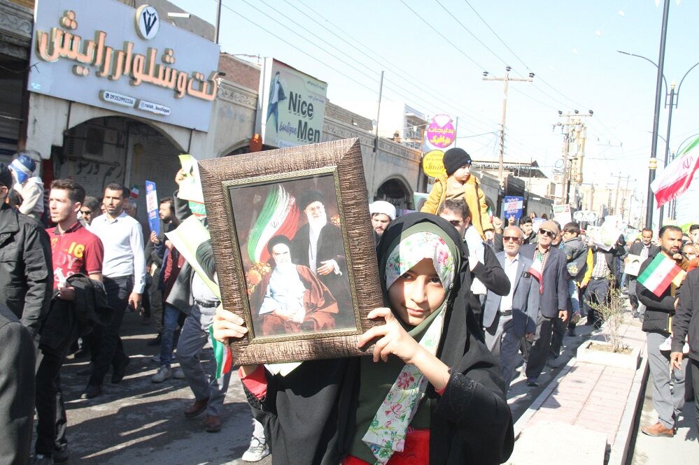 طنین شعار استقلال، آزادی، جمهوری اسلامی در شهرهای مختلف خوزستان