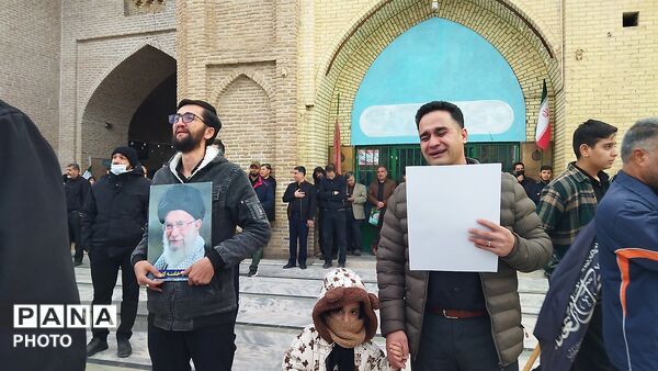 شهر نیشابور مشکی پوش شد ـ ۱ 