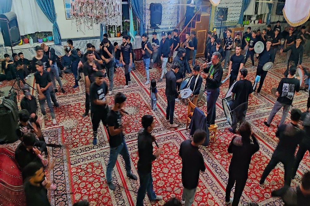 هیئت  زنجیر زنی و عزاداری اباعبدالله الحسین علیه السلام  بار درشب هفتم محرم  