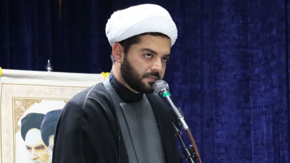 ادب، مروارید ارزشمند تقواست