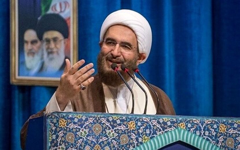 حاج‌علی‌اکبری: ملت ایران مقتدرانه مقابل آمریکا ایستاده و مقاومت می‌کند