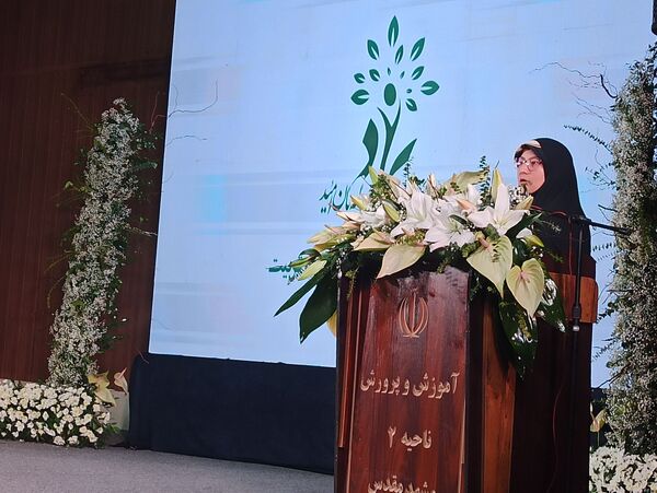 نشست طرح نماد در تالار تربیت ؛ گامی برای تقویت مراقبت اجتماعی دانش‌آموزان 