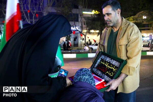 حضور دهه نودی‌ها در اجتماعات شبانه قم