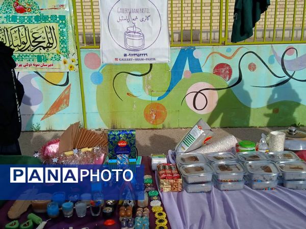 جشنواره بازارچه خوارزمی در دبیرستان بهرام رزمی ناحیه یک شیراز