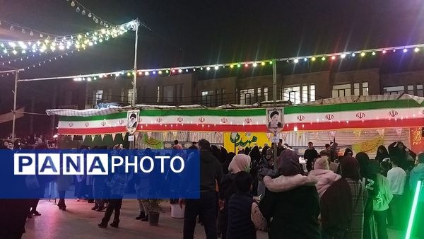 گذری بر موکب های پذیرایی مهدیه در شب میلاد حضرت مهدی (ع)