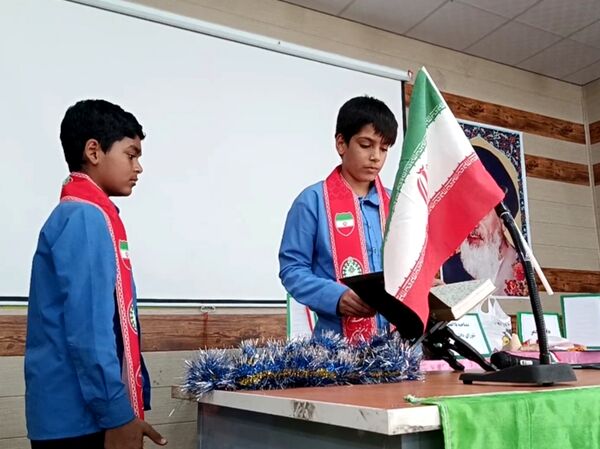 کارگاه معرفی سازمان دانش‌آموزی حاجی‌آباد