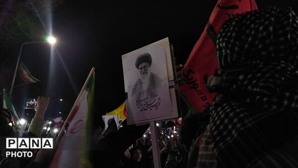 قاب هایی از حضورـ۳