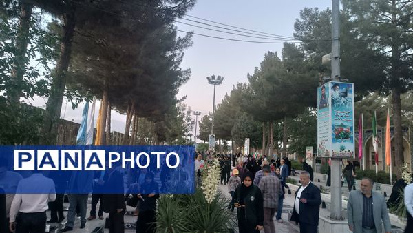 مراسم غبارروبی لاله زار شهرستان نیشابور به مناسبت گرامیداشت هفته معلم 