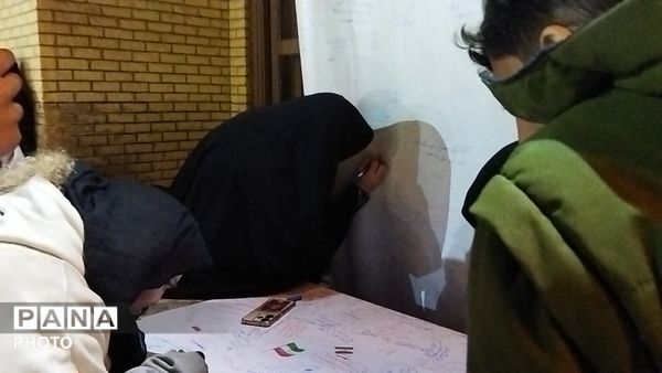حضور نسل های مختلف در اجتماعات شبانه نیشابور