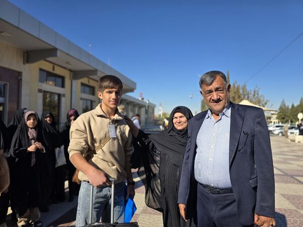 روایت تصویری سفر معنوی دانش‌آموزان عازم حج عمره