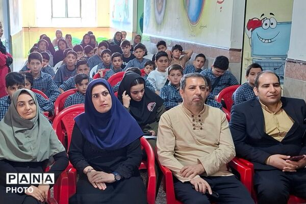 طنین نوای قرآن و هنر در دبستان ملاصدرا ،تجلیل از سفیران نماز تا برترین‌های پرسش مهر