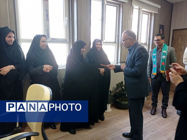 دیدار دانش‌آموزان مدرسه مهندس رحمانی فرد با مسولین اداره ناحیه یک مشهد مقدس 