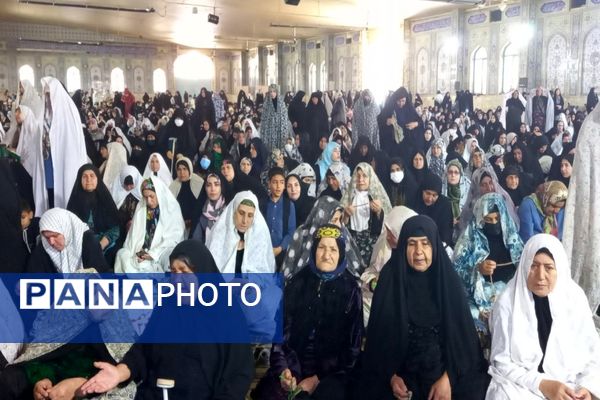 اقامه آخرین نماز جمعه ماه مبارک رمضان با حضور چشمگیر مردم یاسوج