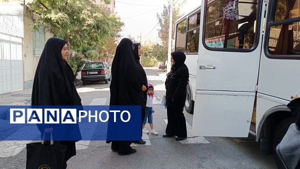 حضور دانش آموزان دبیرستان سردار شهید قاسم سلیمانی ناحیه ۴ کرج در نماز جمعه