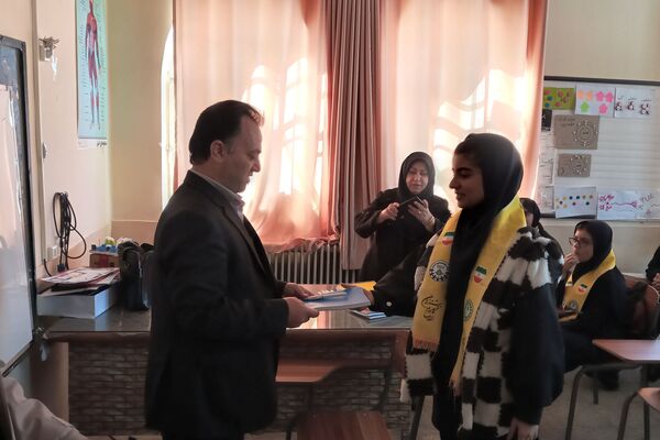 اردوی تمشک، جهشی به سوی توانمندی و شادابی در دبیرستان عصمت