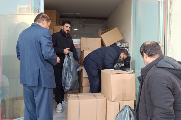توزیع اقلام ورزشی مدارس دولتی شهریار