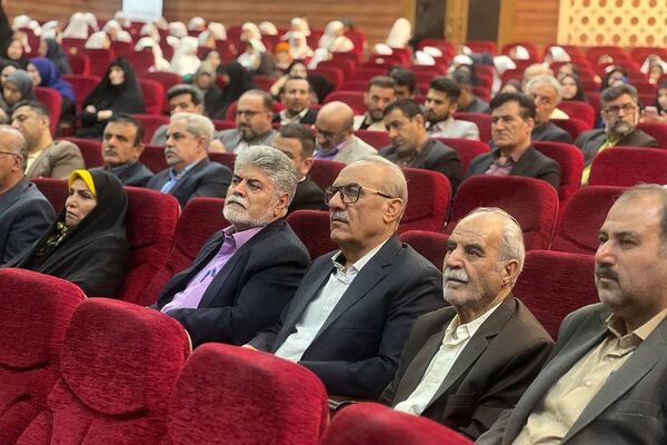 همایش بزرگ تجلیل از معلمان برتر و سرآمد در رودهن 