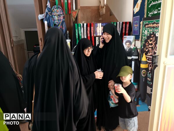 دبستان معراج منطقه ۱۰ پایگاه خدمت‌رسانی زائران تشییع رهبر شهید 