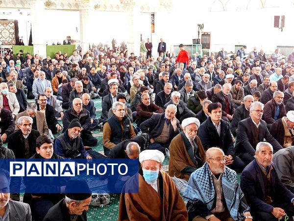 نماز جمعه در کاشمر