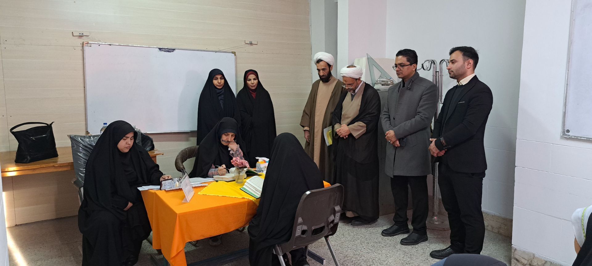 مسابقات قرآن، عترت و نماز دانش آموزی  ناحیه یک مشهد