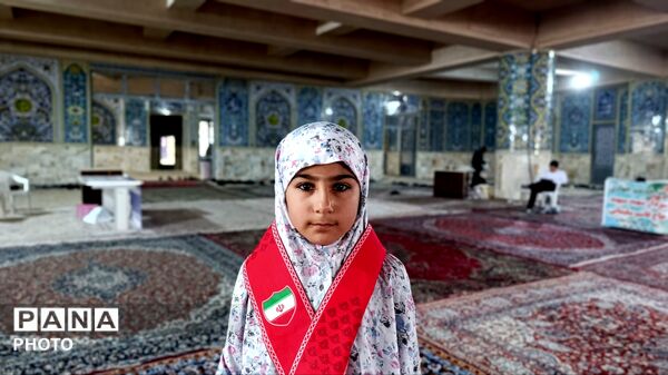 حضور پیشتازان کوچک در آیین عبادی‑سیاسی نماز جمعه
