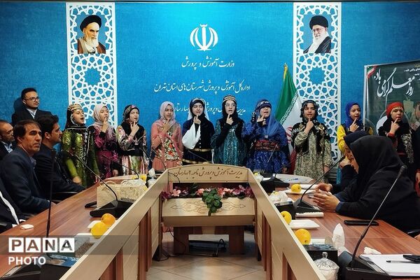 تقدیر از مدیران مدارس ابتدایی بهارستان دو