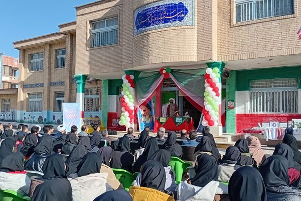 از حماسه تا آینده؛ مدارس، ادامه‌دهندگان راه نور در ۴۷ سالگی انقلاب