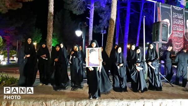  تجمعات مردمی و دانش آموزی شبانه در میدان جهاد رشتخوار