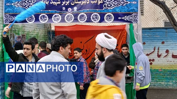 برپایی موکب در دبیرستان شهید بابایی به مناسبت بعث پیامبر‌(ص)