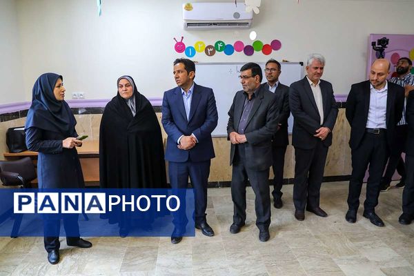 بازدید مدیرکل آموزش‌وپرورش کرمان از مجتمع آموزشی «اندیشه هوشمند ارگ»