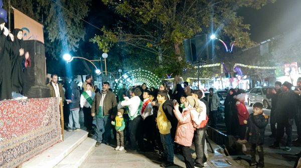 اجرای گروه های سرود در شهرستان کاشمر 