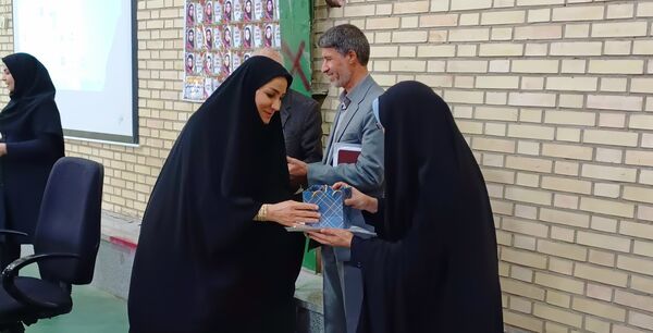 هفته پیوند اولیا و مربیان در شهرستان رزن 