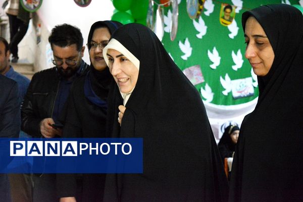 افتتاحیه طرح  «ایرانمون» در مدرسه شهدای گمنام بهارستان‌دو