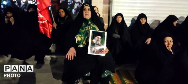 قاب پانا میزبان اجتماع پرشور مردمان ولایت مدار نیشابور در بلوار فضل