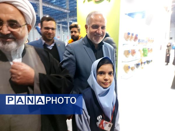 افتتاحیه غرفه رباتیک ناحیه۶ مشهد در نمایشگاه بین‌المللی مشهد 