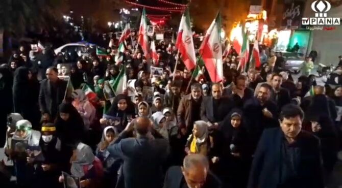 همبستگی دانش‌آموزان مدارس دخترانه ناحیه ۳ آموزش و پرورش با دانش‌آموزان شهید مدرسه میناب