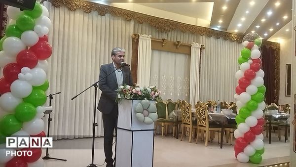 گرامیداشت هفته امور تربیتی در تالار فرهنگیان نیشابور  