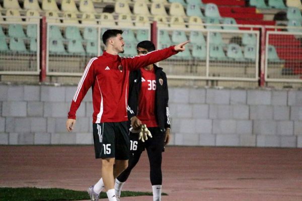 تمرین پیش از بازی با تراکتور تیم الوحده امارات