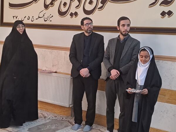 برگزاری نماز جماعت و زنگ گفت‌وگو در اسلامشهر